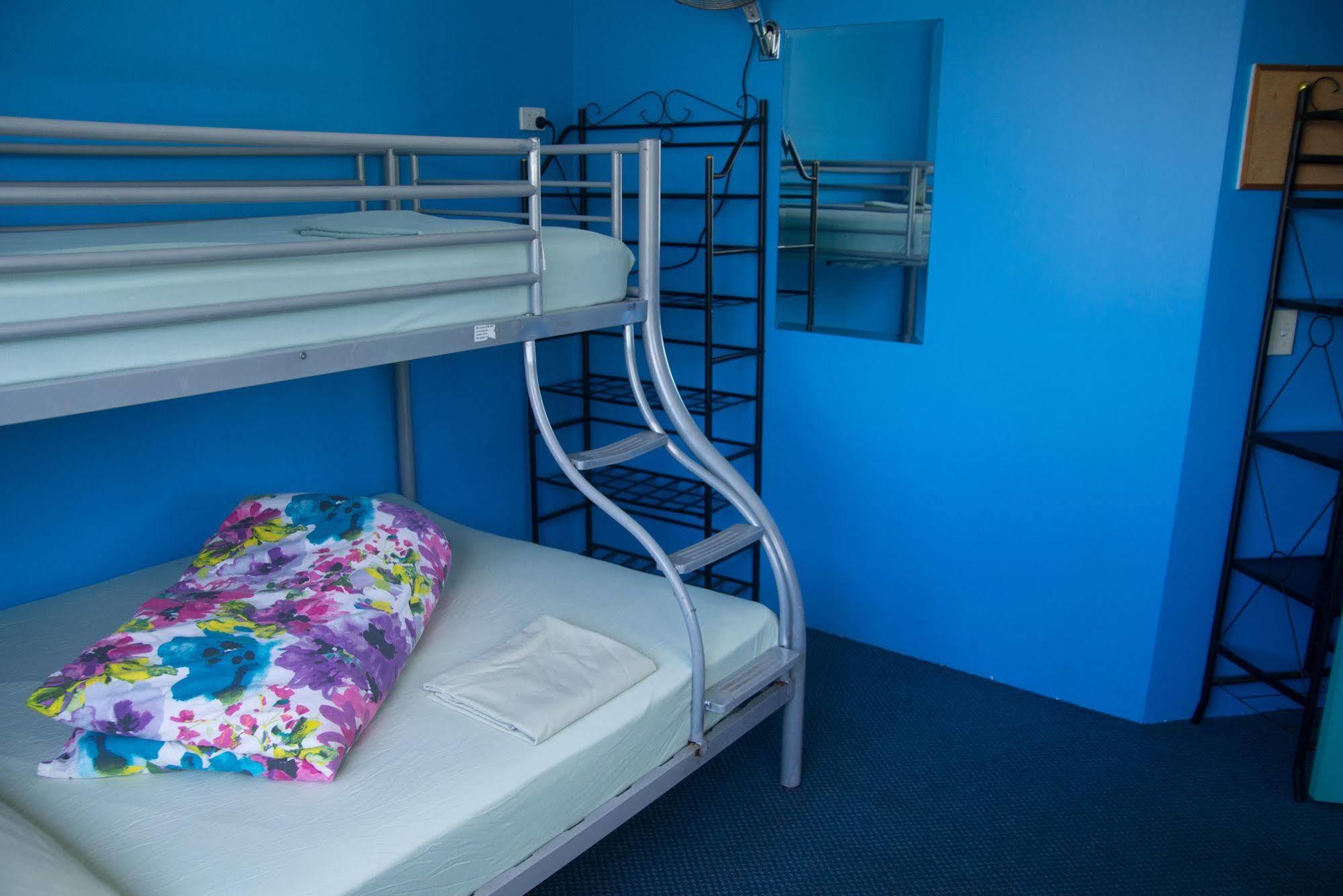 Aquarius Gold Coast Hostel Exterior photo